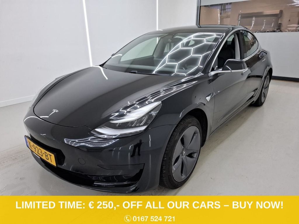 Tesla Model 3 2020