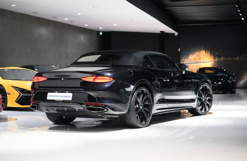 Bentley Continental GTC 2025