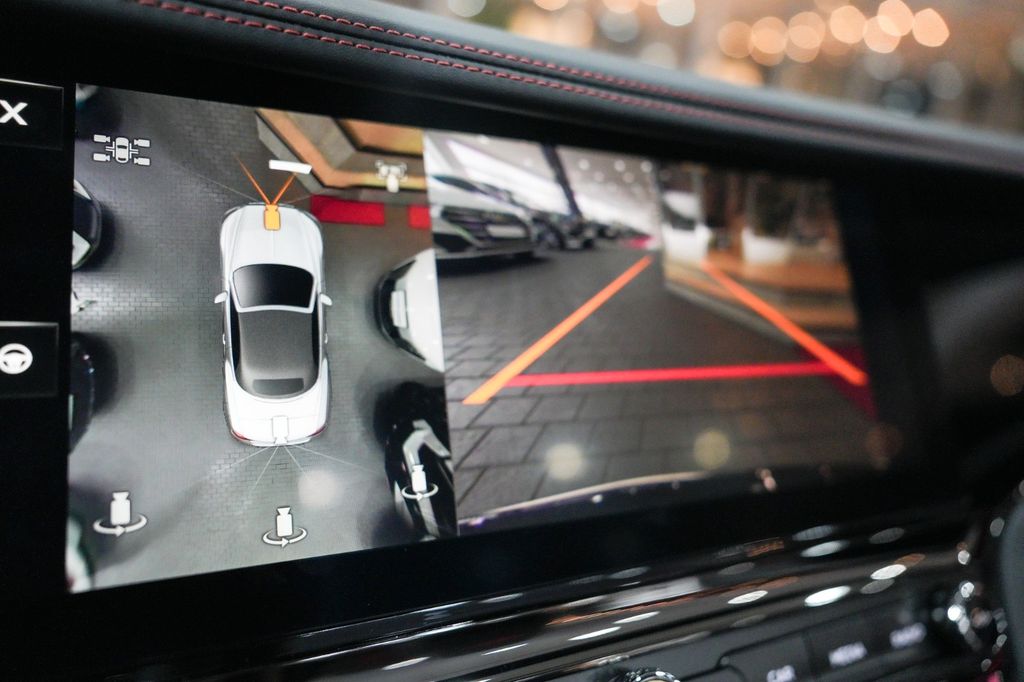 Bentley Continental GTC 2025