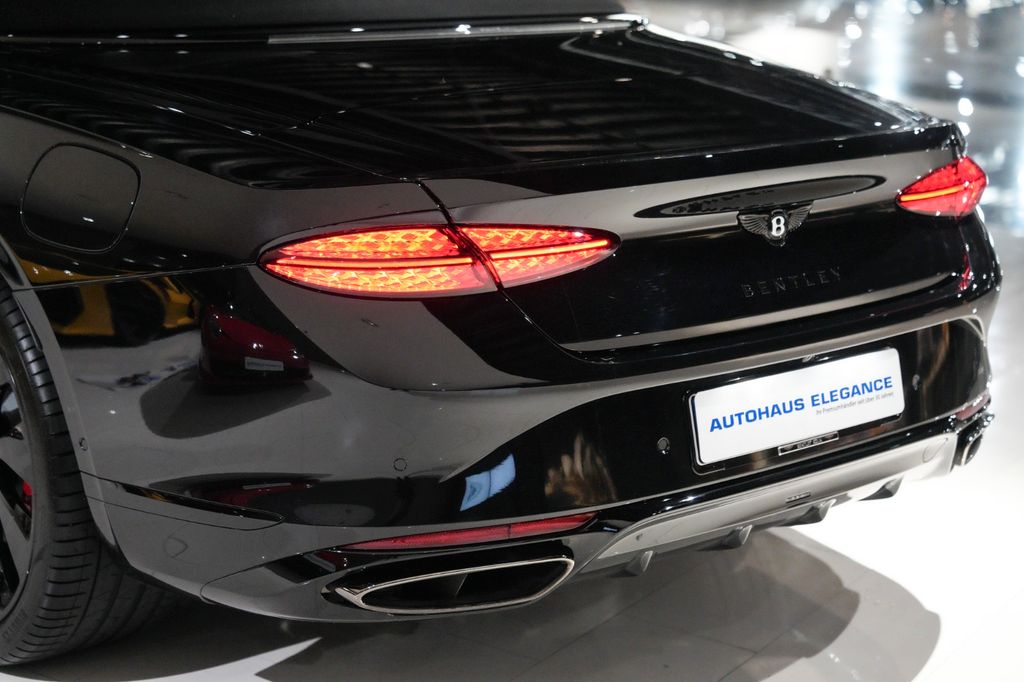 Bentley Continental GTC 2025