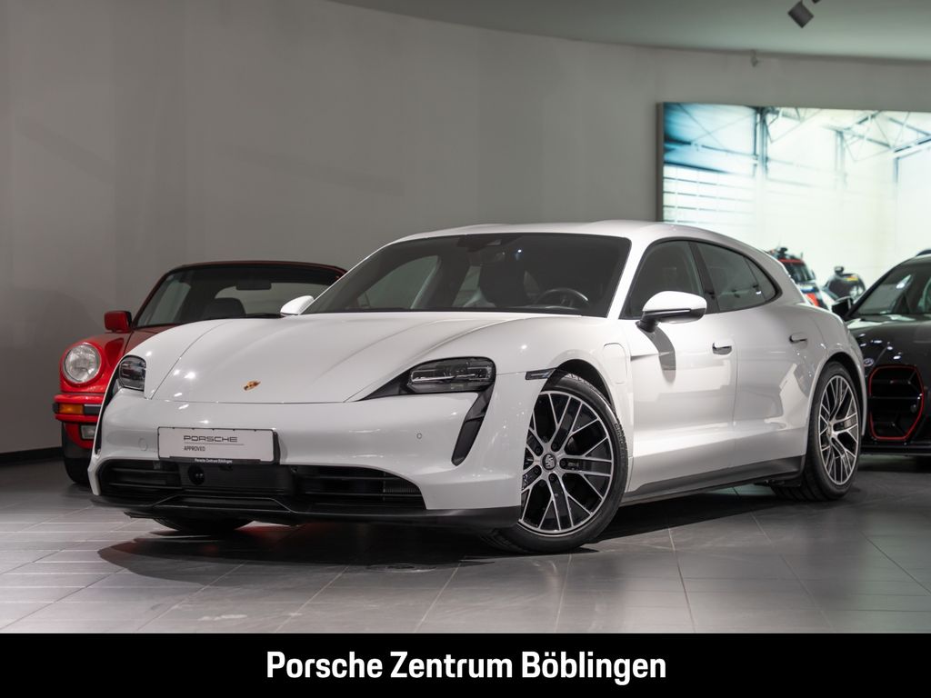 Porsche Taycan 2022