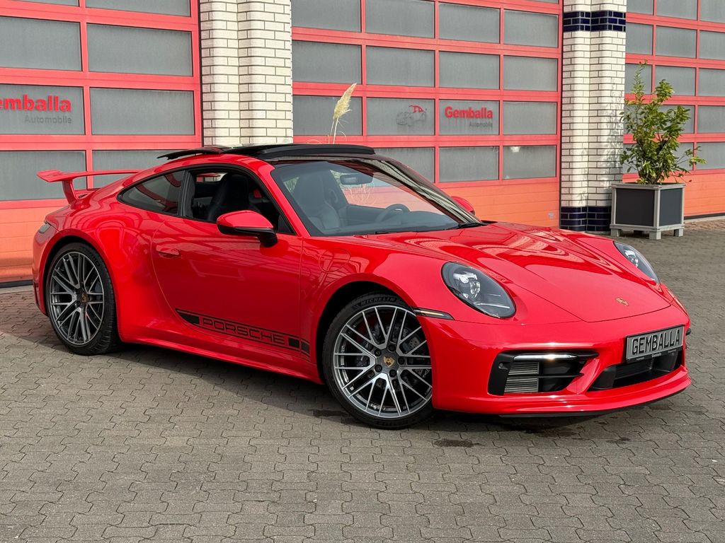 Porsche 992 2025