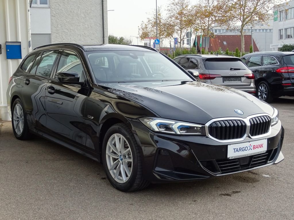 BMW 320 2022
