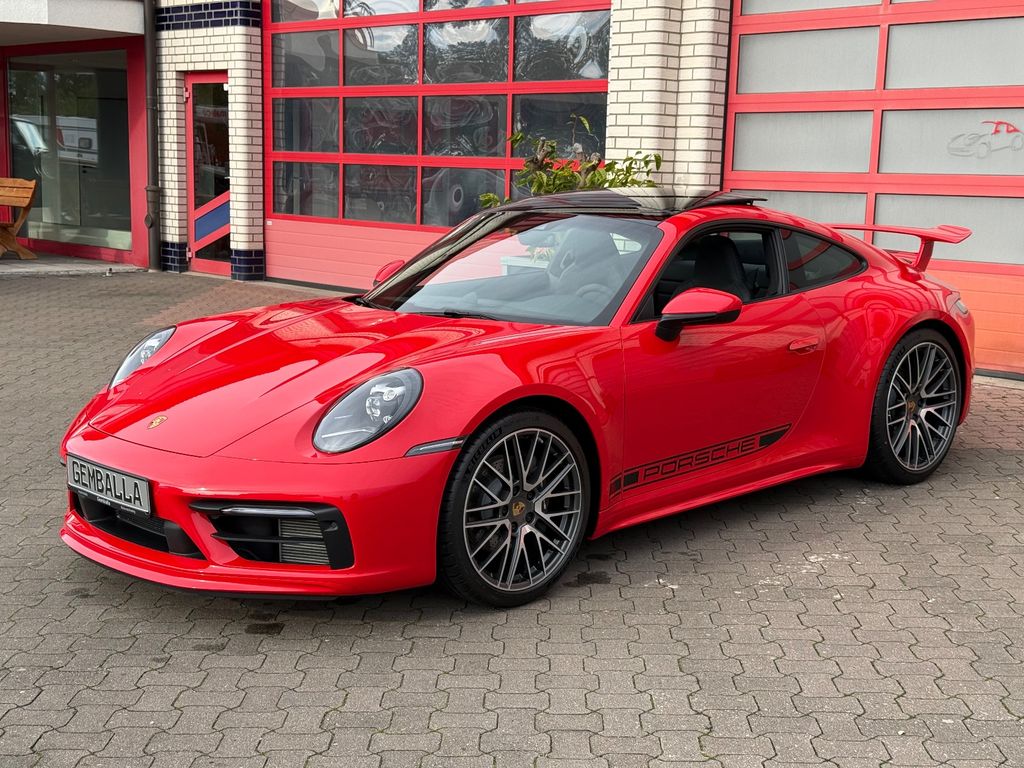 Porsche 992 2025