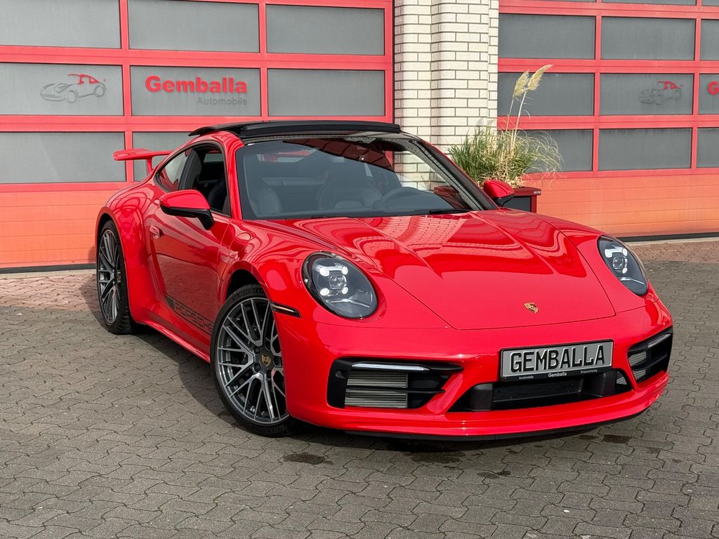 Porsche 992 2025