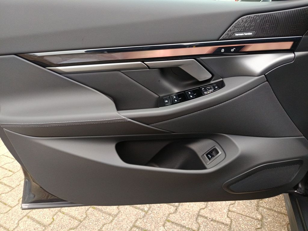 BMW i5 2026