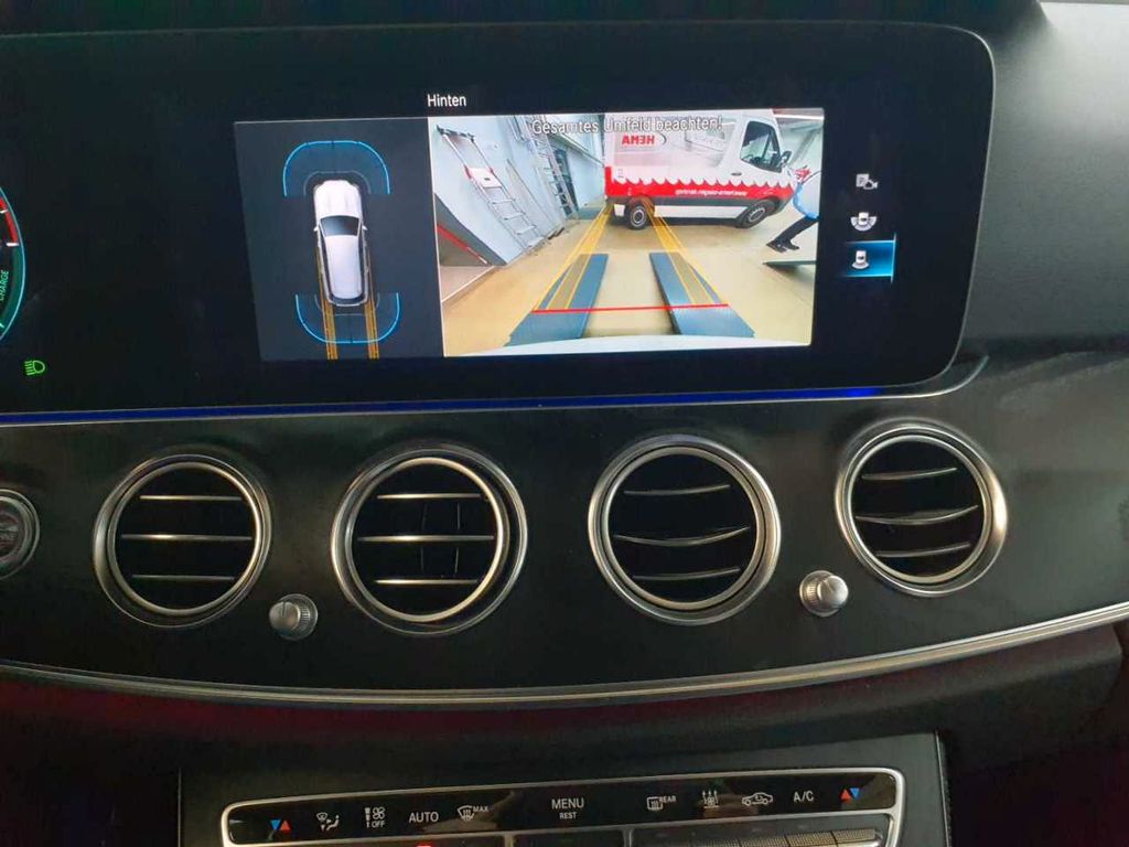 Mercedes-Benz E 300 2022