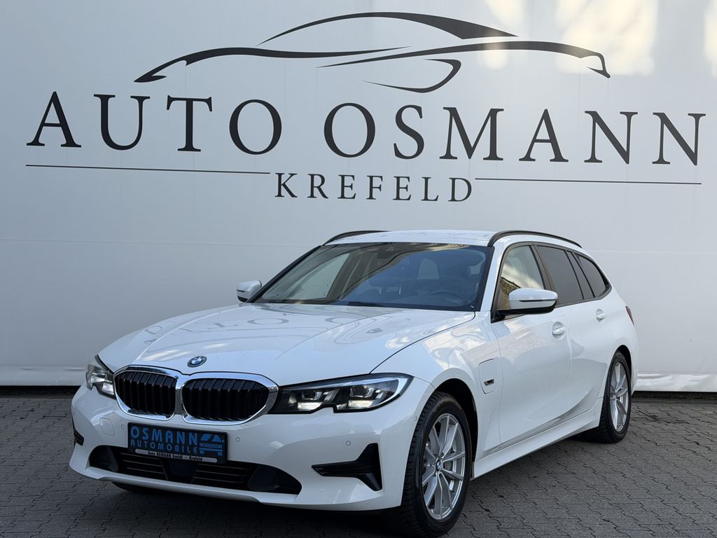 BMW 330 2022