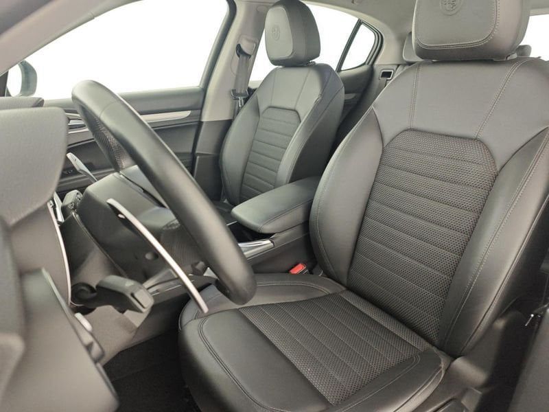 Alfa Romeo Stelvio 2021