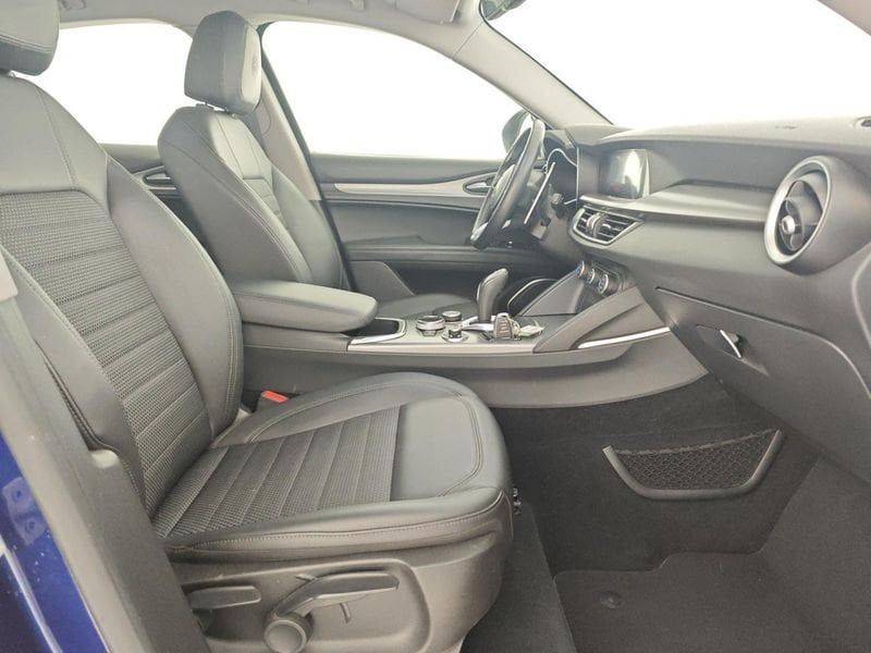 Alfa Romeo Stelvio 2021