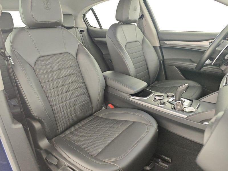 Alfa Romeo Stelvio 2021