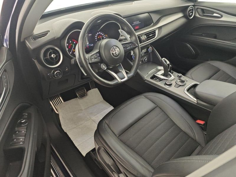 Alfa Romeo Stelvio 2021