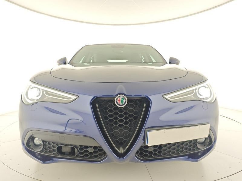 Alfa Romeo Stelvio 2021