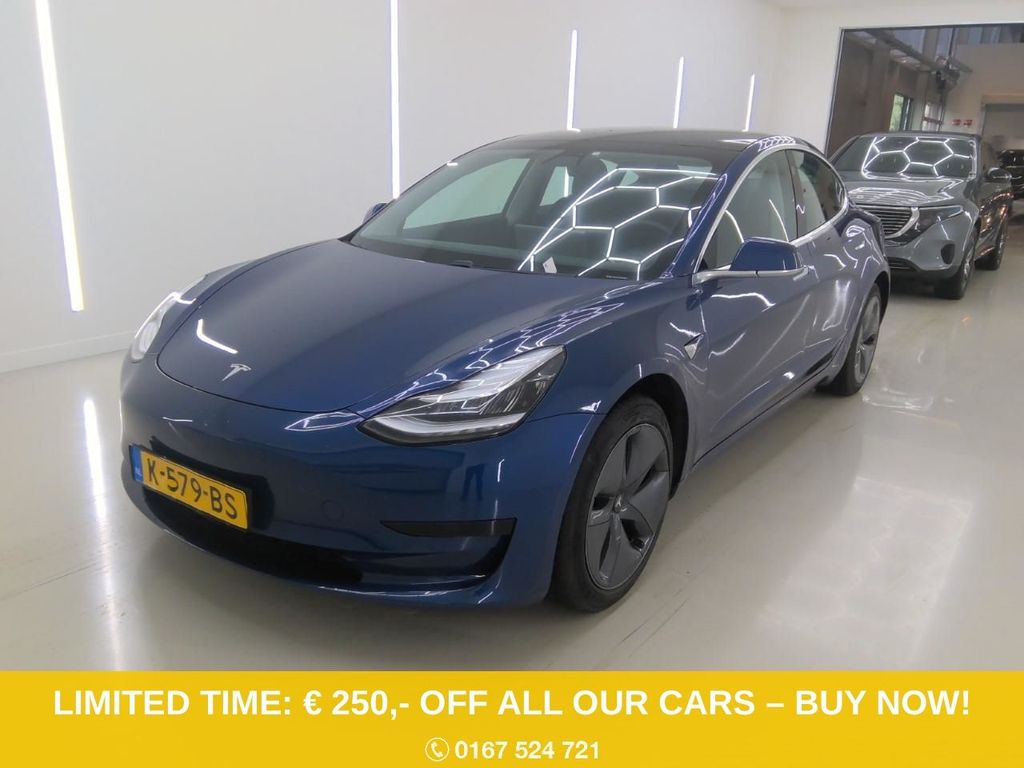 Tesla Model 3 2020