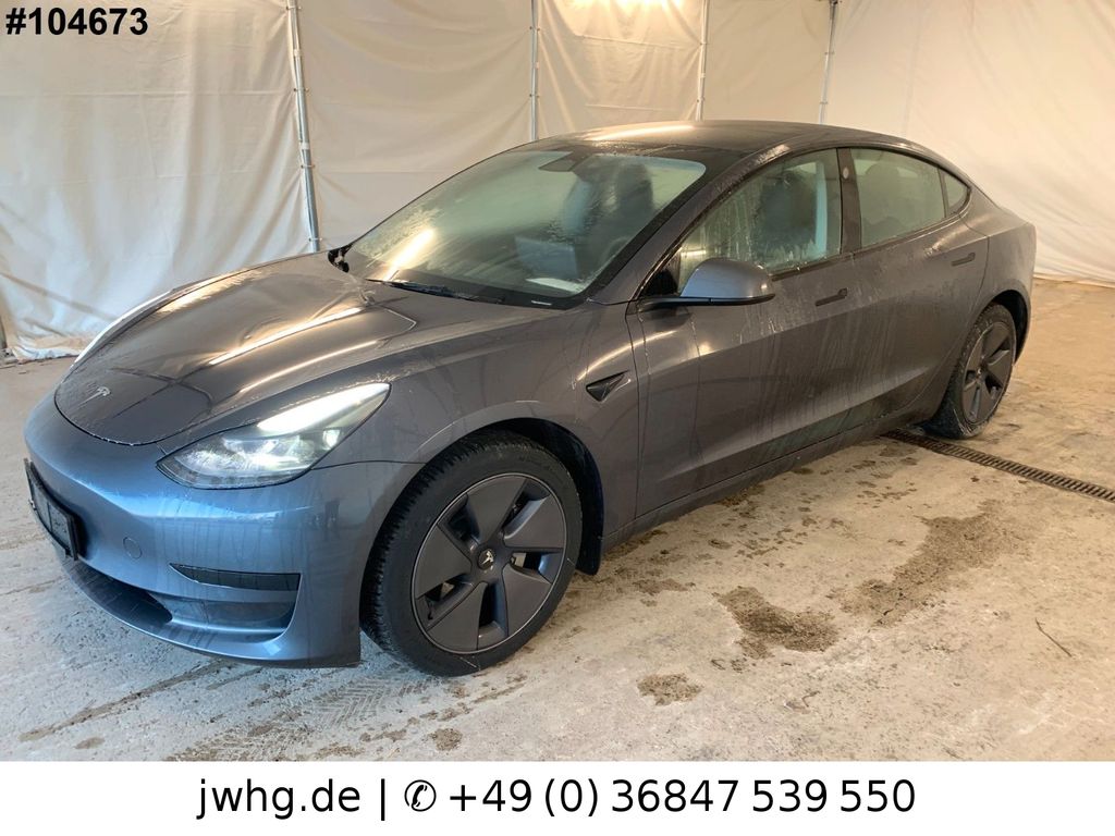 Tesla Model 3 2022