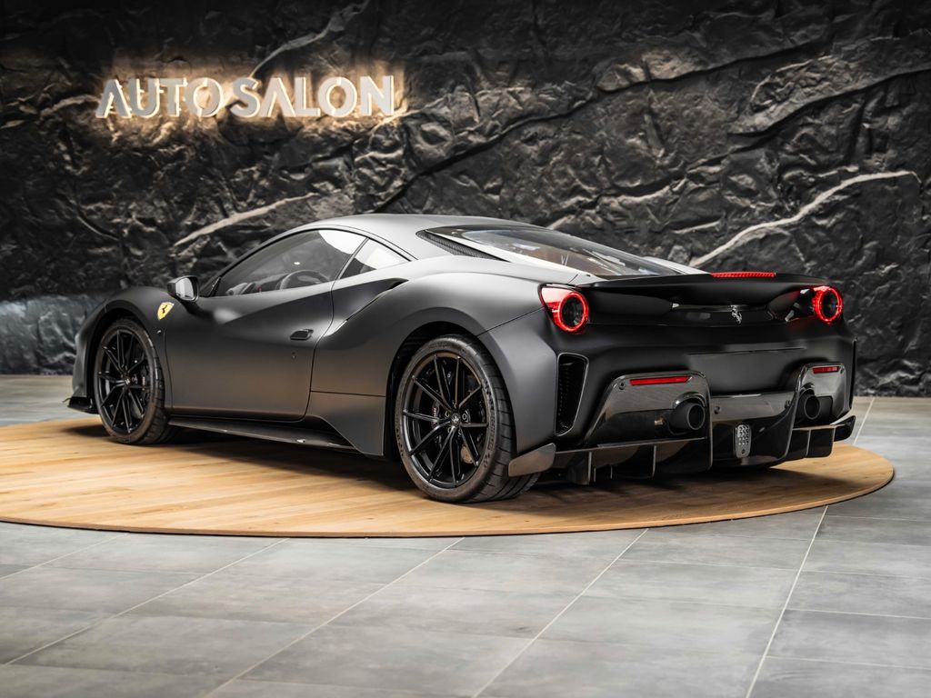 Ferrari 488 Pista 2021