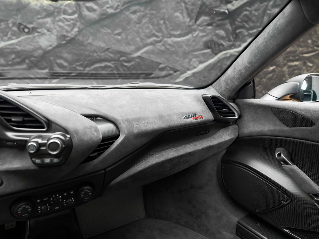 Ferrari 488 Pista 2021