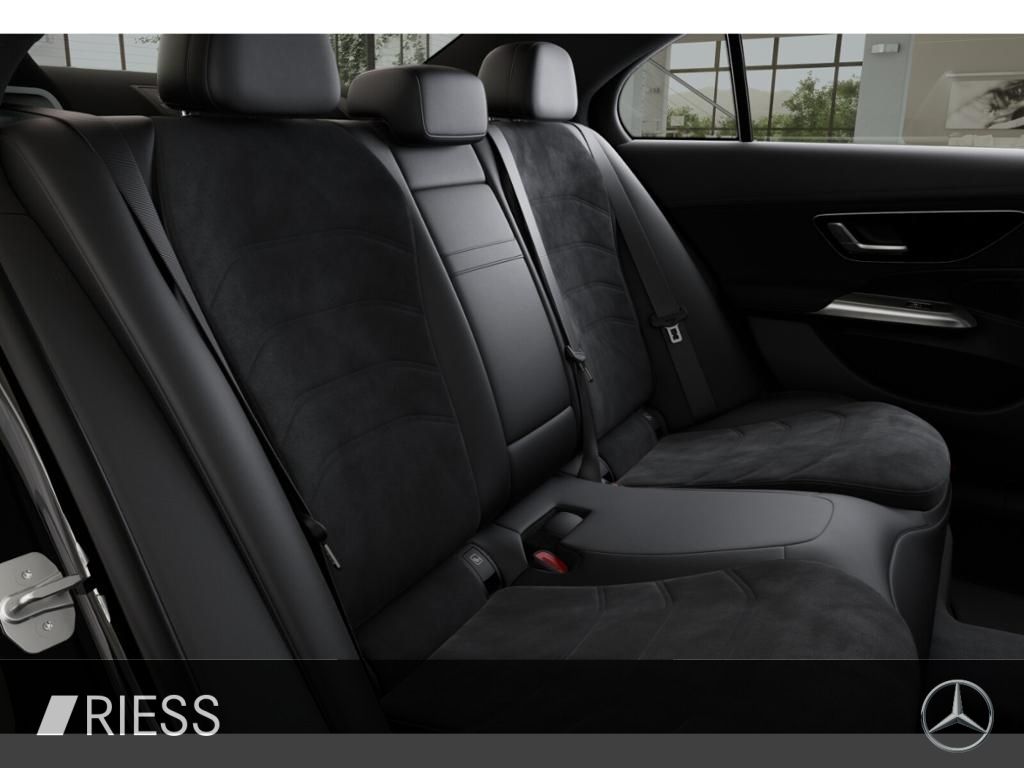 Mercedes-Benz E 300 2025