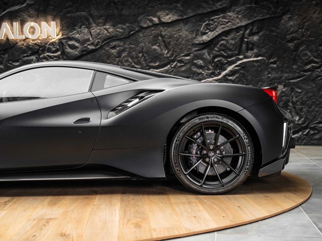 Ferrari 488 Pista 2021