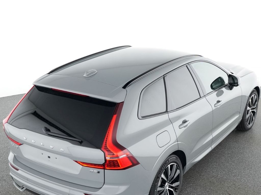 Volvo XC60 2025