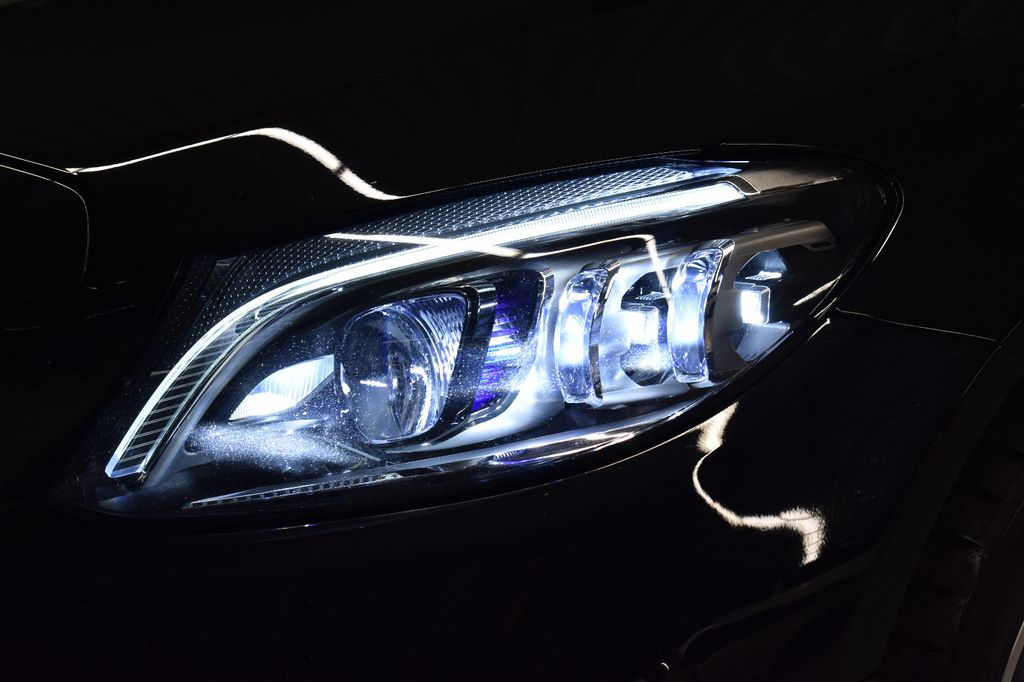 Mercedes-Benz C 300 2020