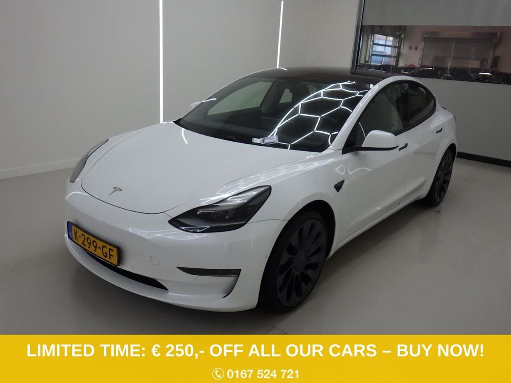 Tesla Model 3 2020