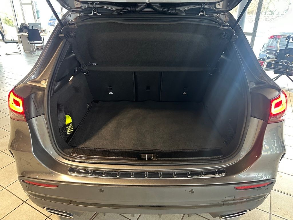 Mercedes-Benz GLA 200 2022