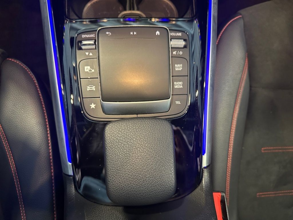 Mercedes-Benz GLA 200 2022