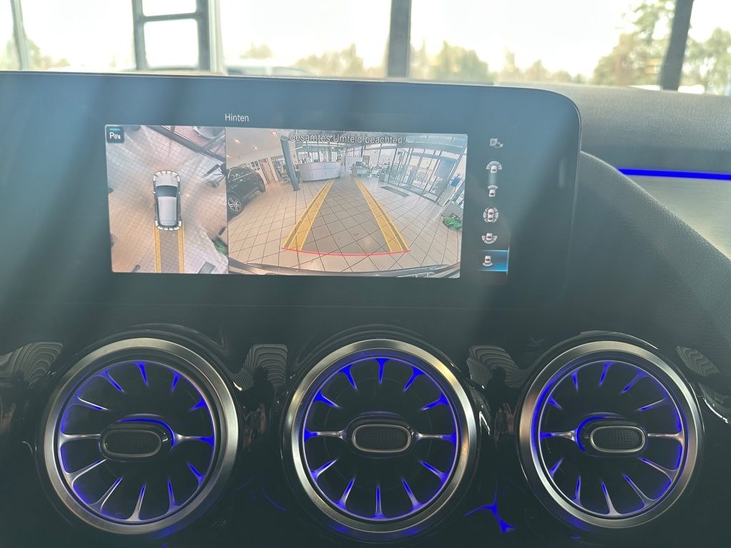 Mercedes-Benz GLA 200 2022