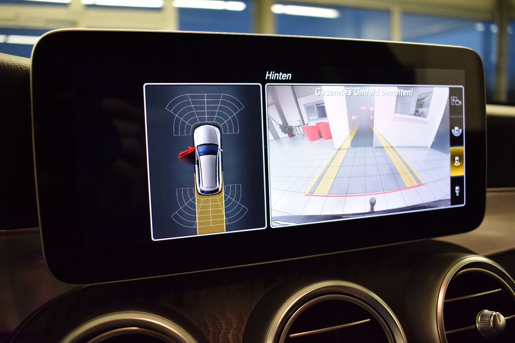 Mercedes-Benz C 300 2020