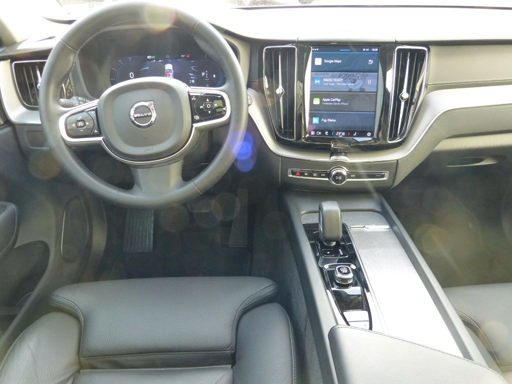 Volvo XC60 2022
