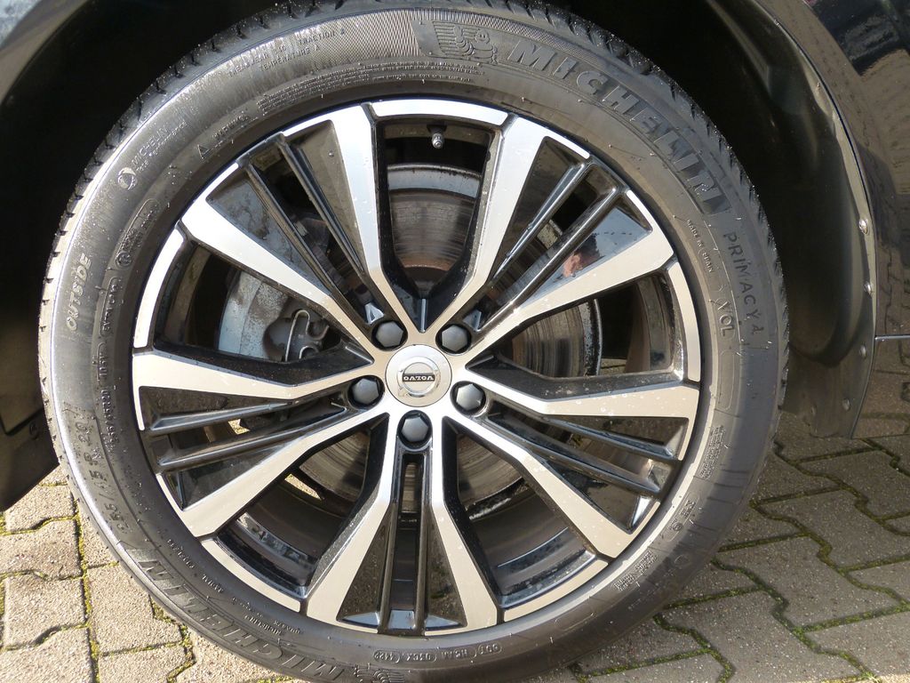 Volvo XC60 2022