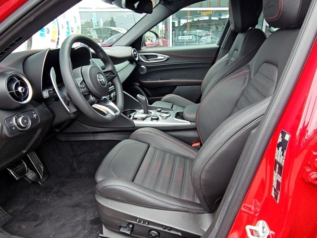 Alfa Romeo Giulia 2025