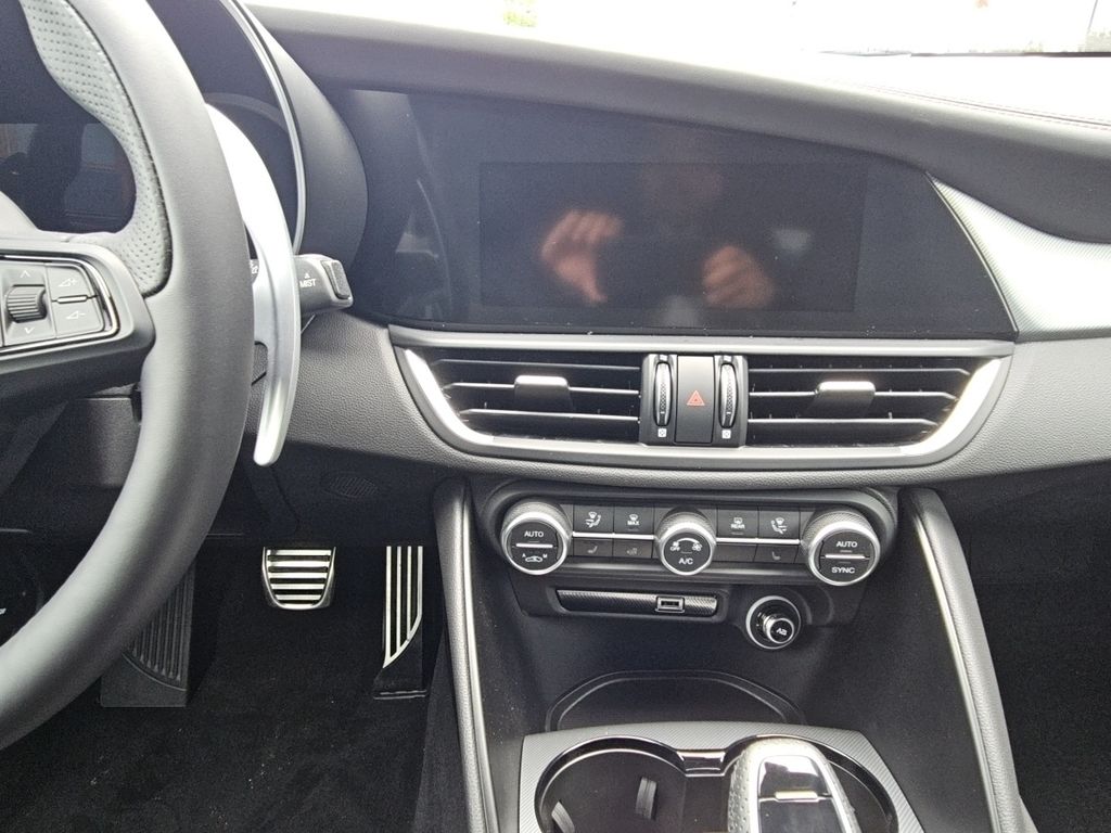 Alfa Romeo Giulia 2025