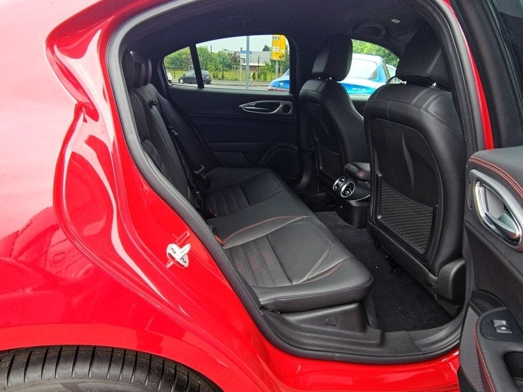 Alfa Romeo Giulia 2025