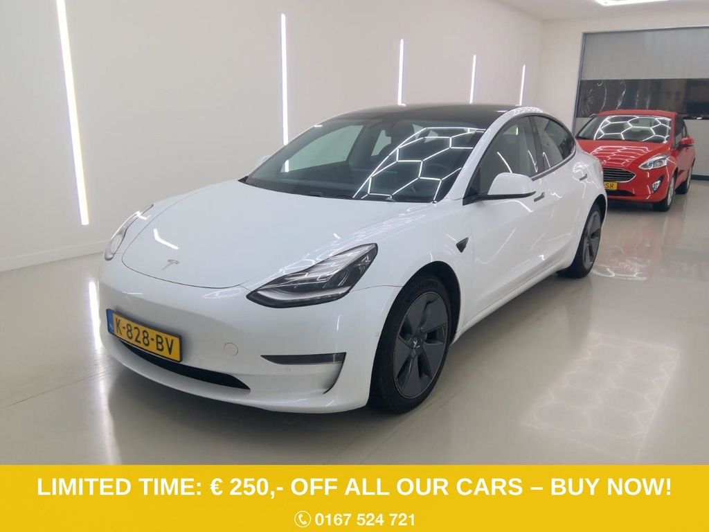 Tesla Model 3 2020