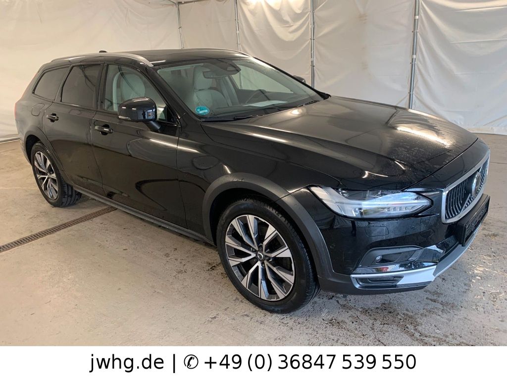 Volvo V90 Cross Country 2022