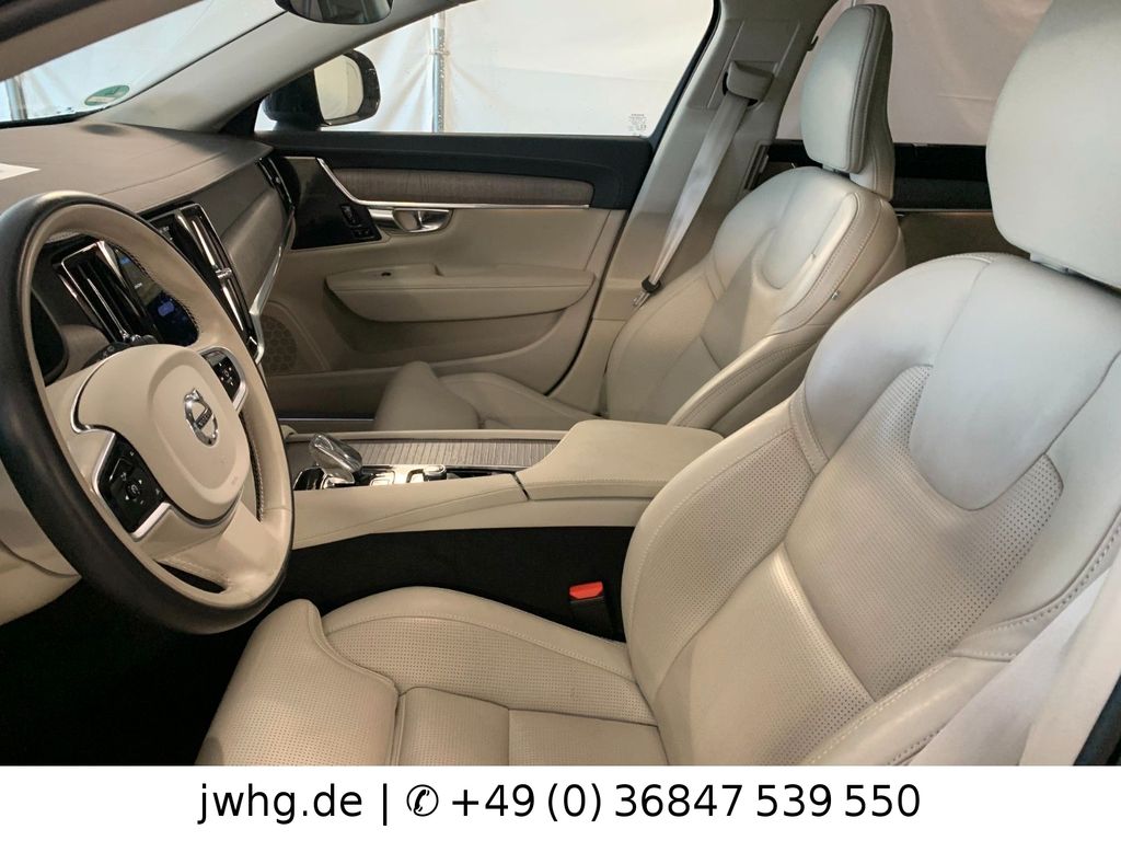 Volvo V90 Cross Country 2022