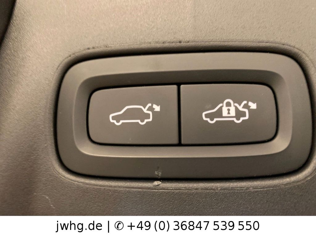 Volvo V90 Cross Country 2022