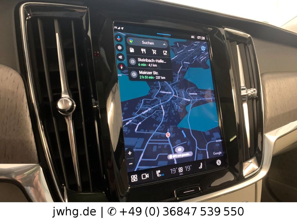 Volvo V90 Cross Country 2022