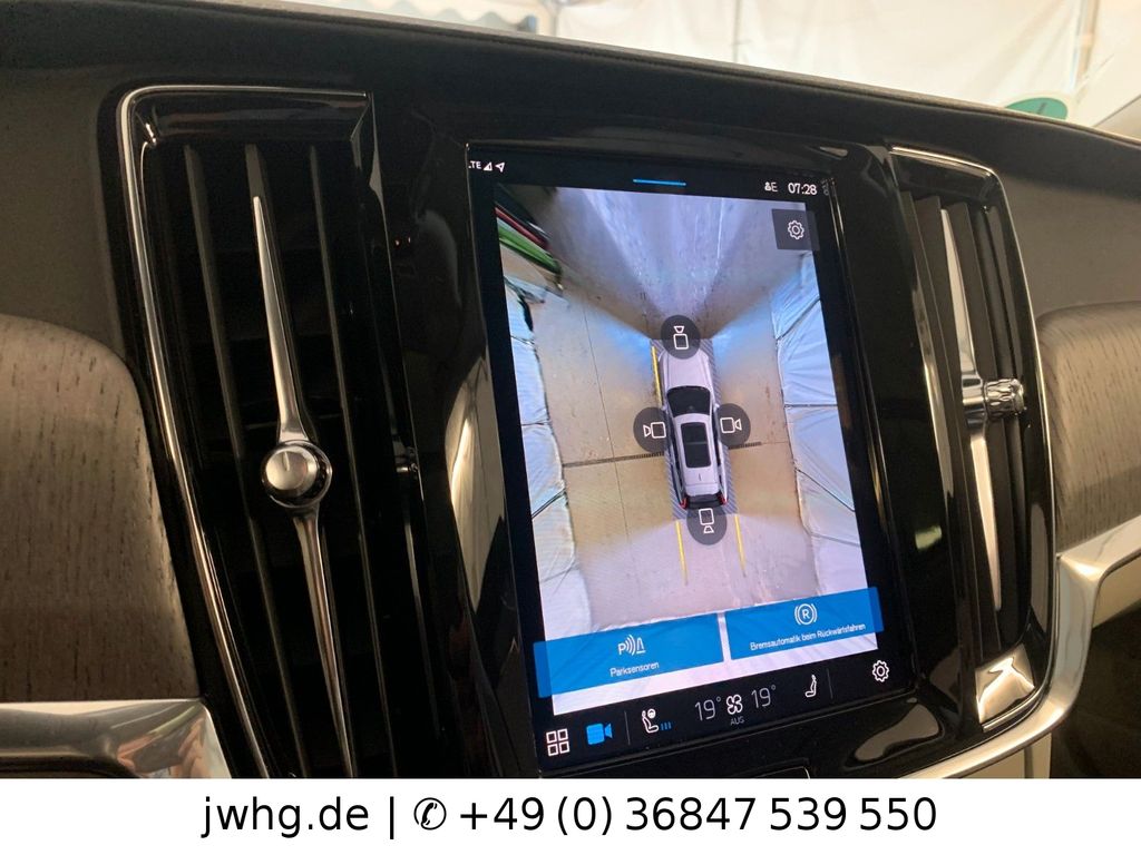 Volvo V90 Cross Country 2022