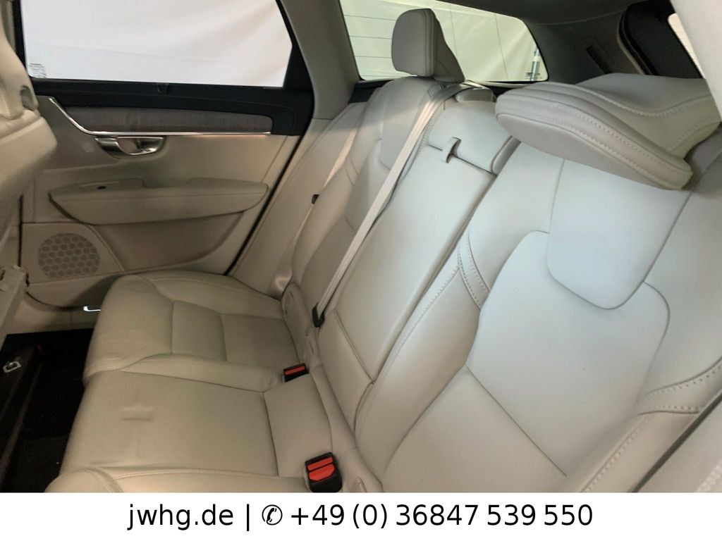 Volvo V90 Cross Country 2022