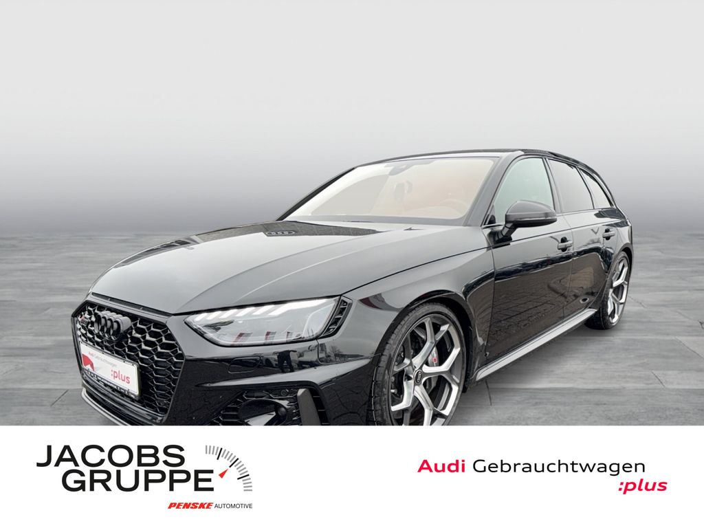 Audi RS4 2024