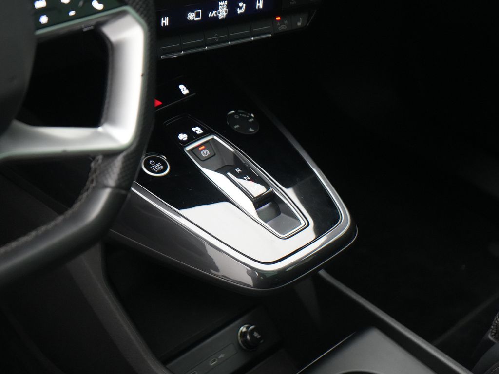 Audi Q4 2022