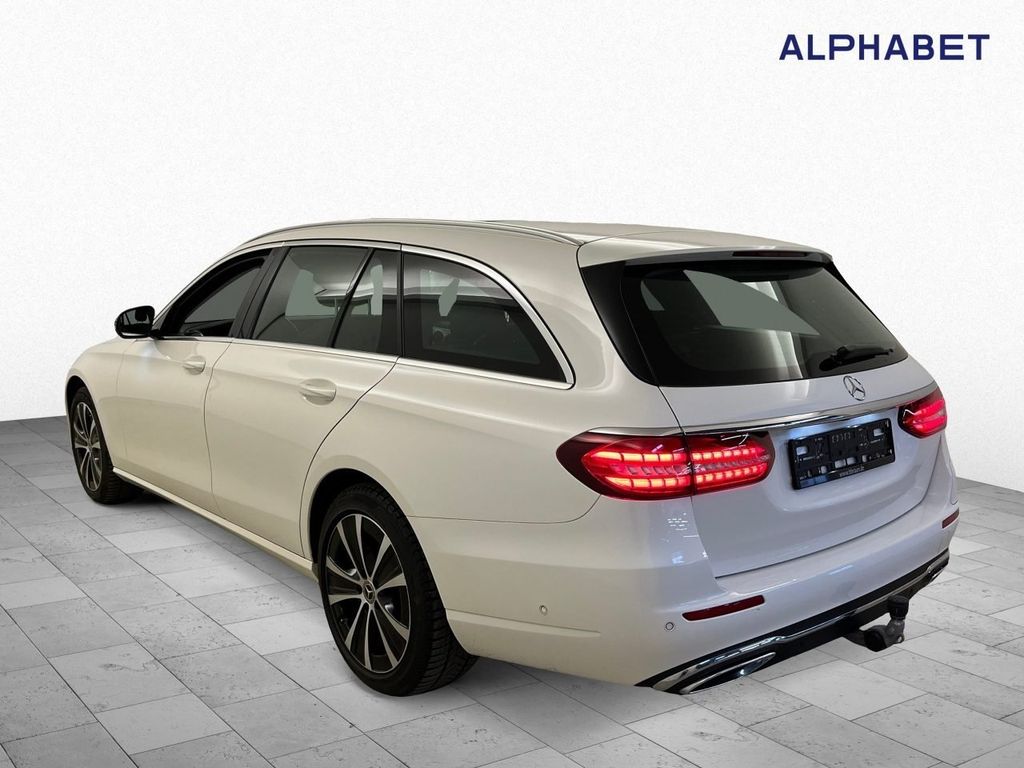 Mercedes-Benz E 300 2022