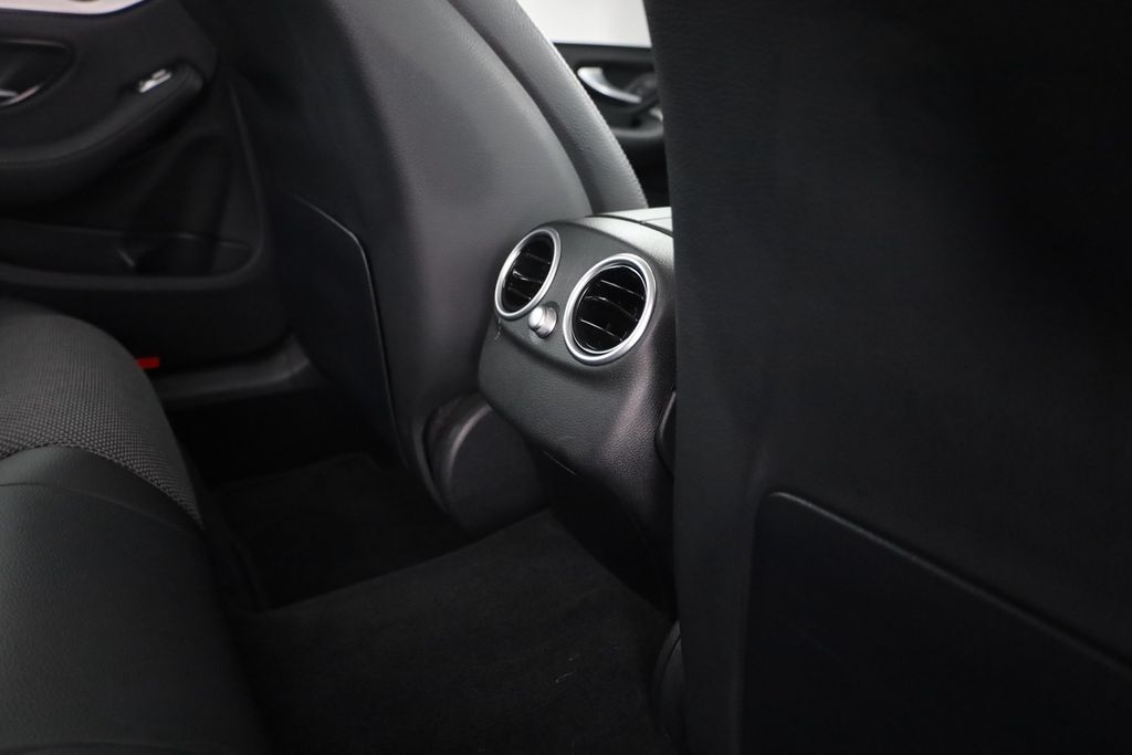 Mercedes-Benz C 300 2020