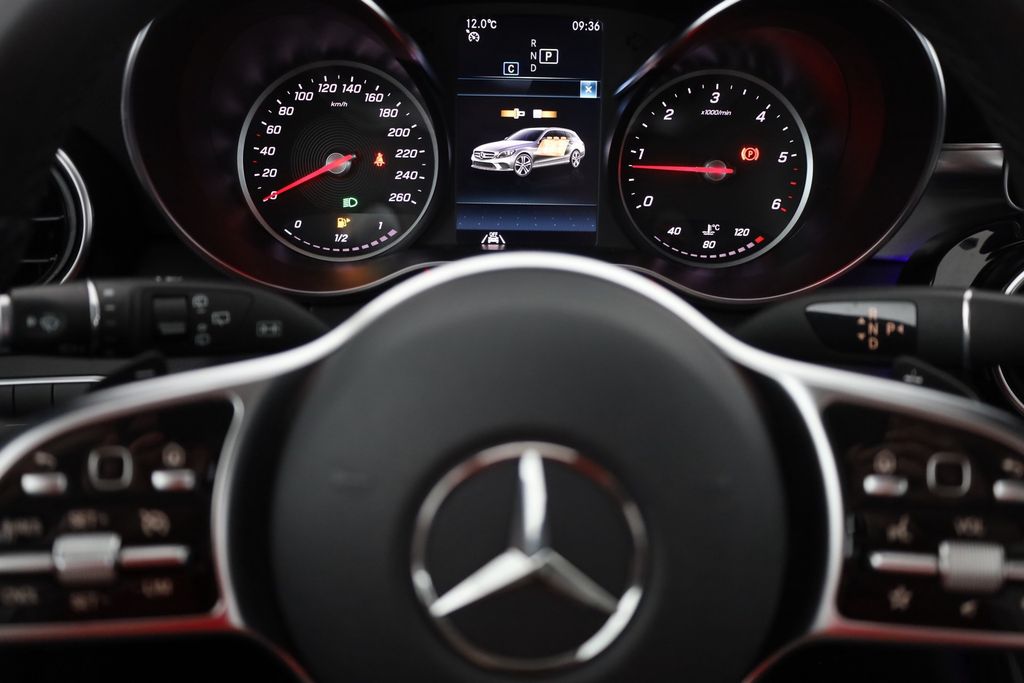 Mercedes-Benz C 300 2020