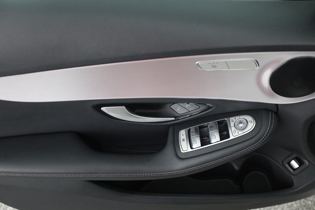 Mercedes-Benz C 300 2020