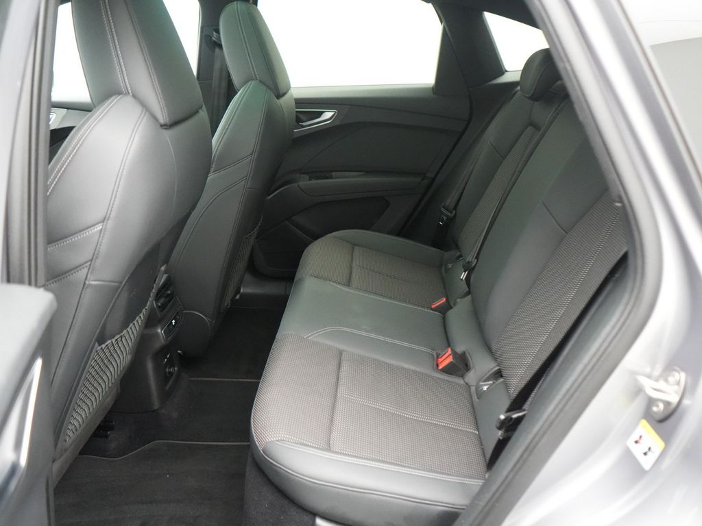 Audi Q4 2022