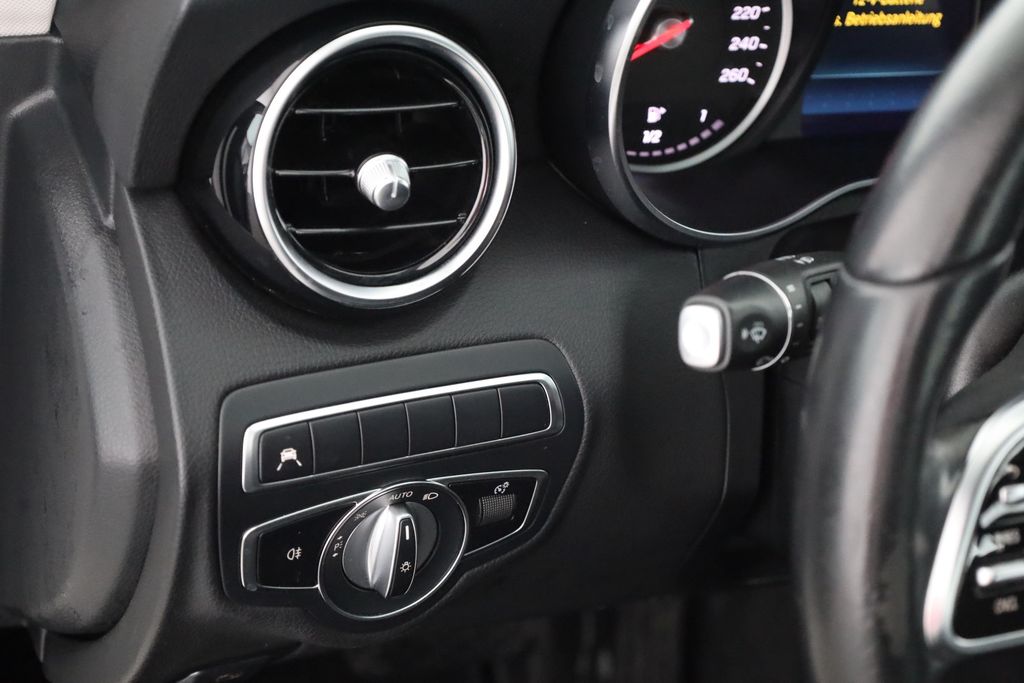Mercedes-Benz C 300 2020